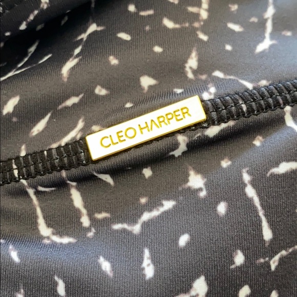 Cleo Harper Legging - Picture 4 of 4